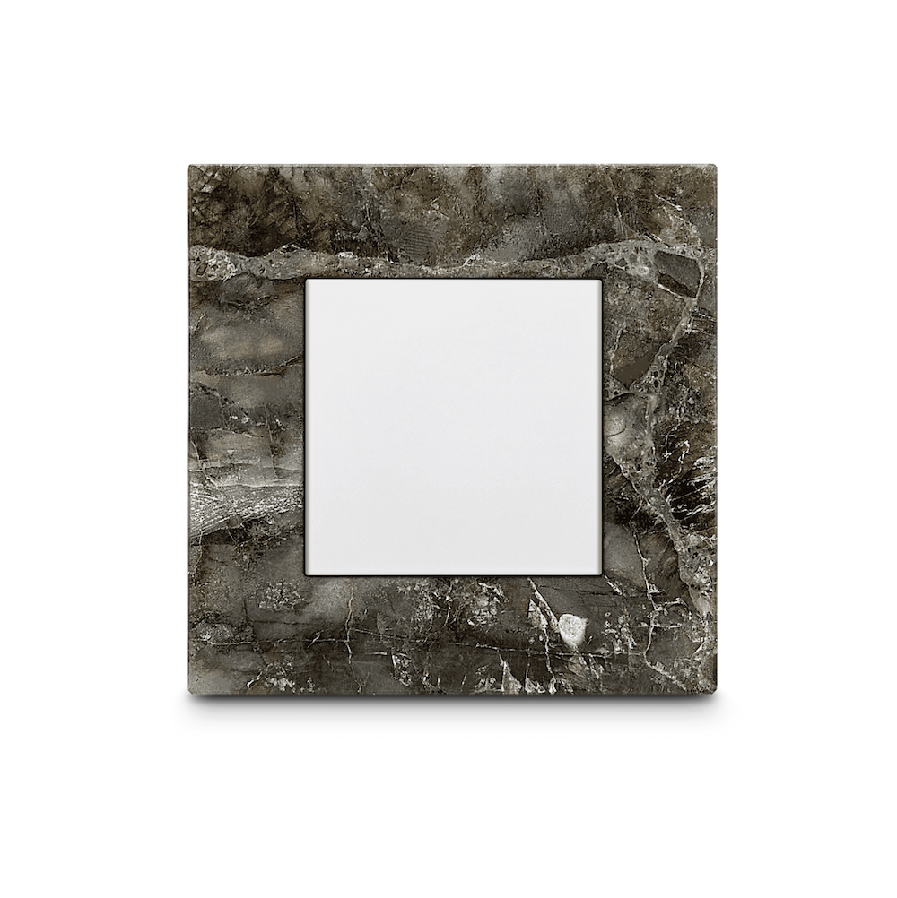 Moorgen architectural smart-control panel within the DIAR portfolio
